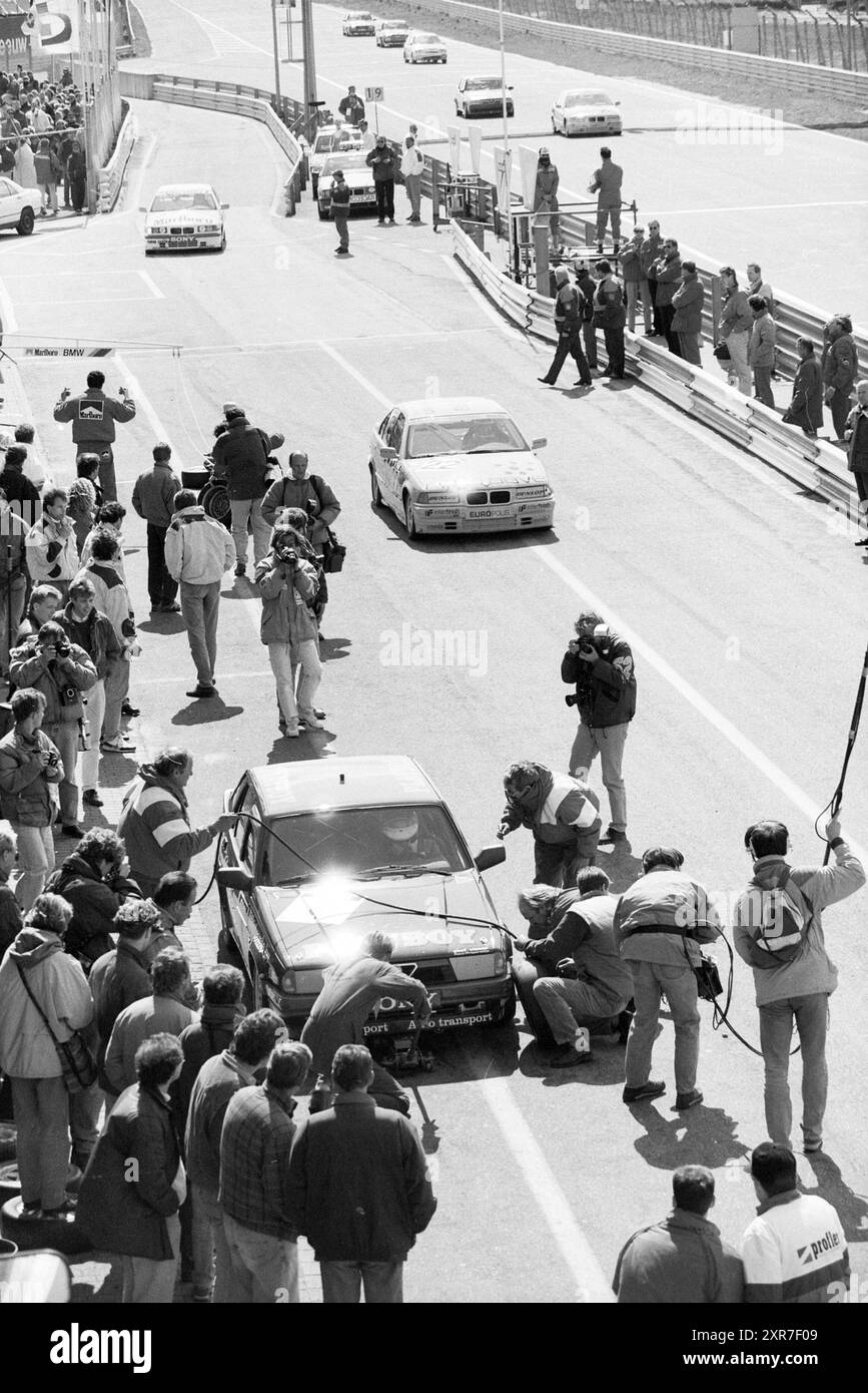 Circuito Autorace Zandvoort, pit Lane, Zandvoort, 00-04-1991, Whizgle Dutch News: Immagini storiche su misura per il futuro. Esplora il passato dei Paesi Bassi con prospettive moderne attraverso le immagini delle agenzie olandesi. Colmare gli eventi di ieri con gli approfondimenti di domani. Intraprendi un viaggio senza tempo con storie che plasmano il nostro futuro. Foto Stock