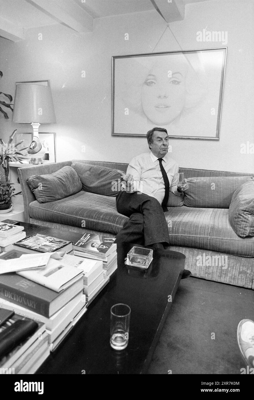 Fons Rademakers regista film The Attack, Oscar Nomination Amsterdam, riprese, registrazioni cinematografiche, Amsterdam, The Netherlands, 24-03-1987, Whizgle Dutch News: immagini storiche su misura per il futuro. Esplora il passato dei Paesi Bassi con prospettive moderne attraverso le immagini delle agenzie olandesi. Colmare gli eventi di ieri con gli approfondimenti di domani. Intraprendi un viaggio senza tempo con storie che plasmano il nostro futuro. Foto Stock