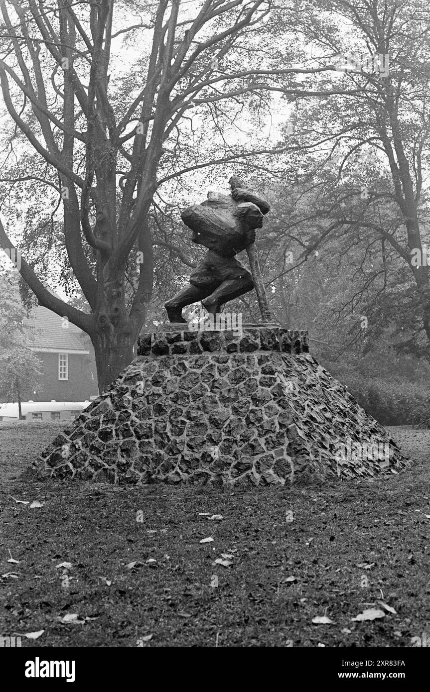Monumento, Whizgle Dutch News: Immagini storiche su misura per il futuro. Esplora il passato dei Paesi Bassi con prospettive moderne attraverso le immagini delle agenzie olandesi. Colmare gli eventi di ieri con gli approfondimenti di domani. Intraprendi un viaggio senza tempo con storie che plasmano il nostro futuro. Foto Stock
