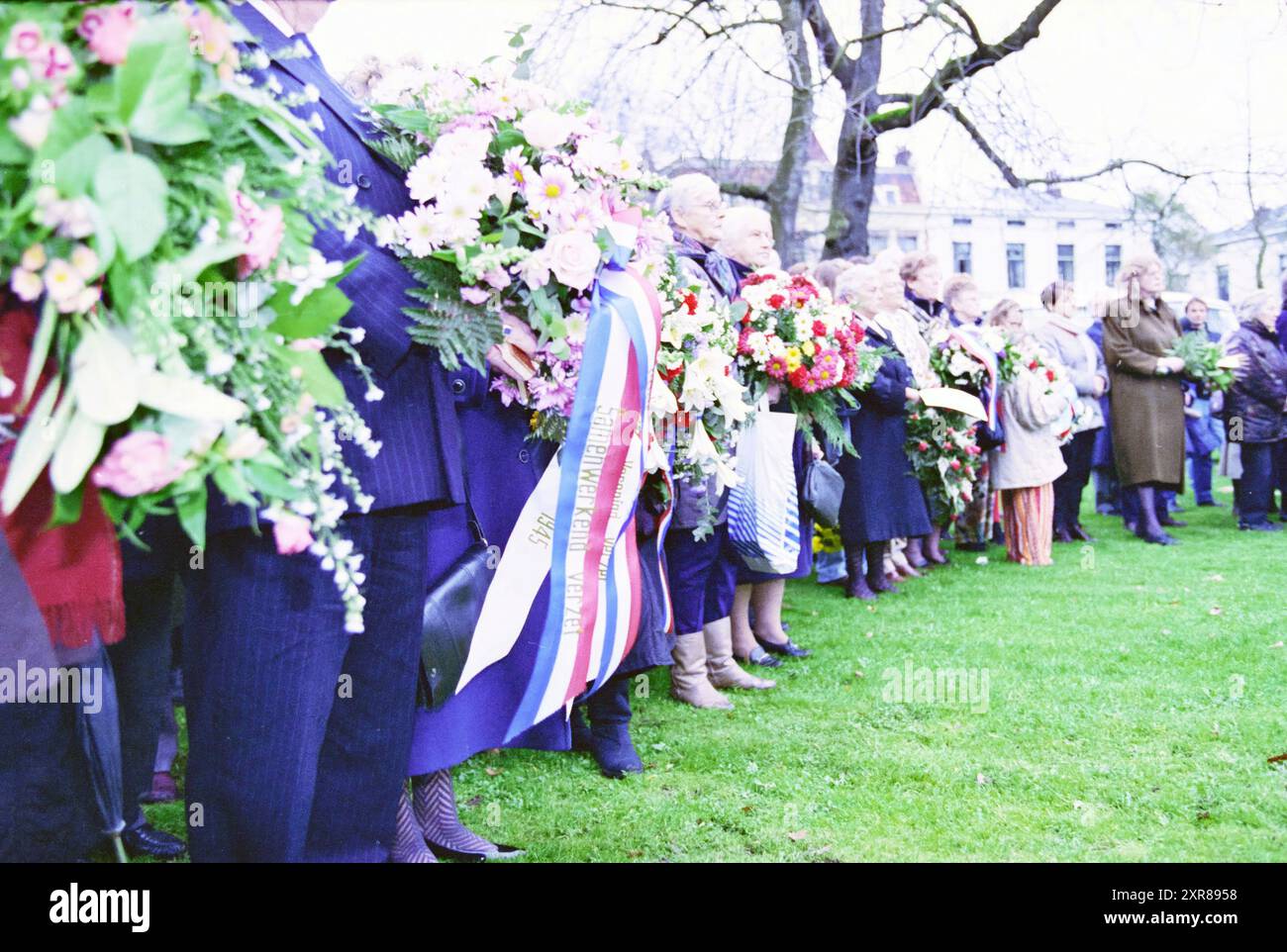 Wreath Ling H. Schaft, 26-11-1994, Whizgle Dutch News: Historical Images Tailored for the Future. Esplora il passato dei Paesi Bassi con prospettive moderne attraverso le immagini delle agenzie olandesi. Colmare gli eventi di ieri con gli approfondimenti di domani. Intraprendi un viaggio senza tempo con storie che plasmano il nostro futuro. Foto Stock