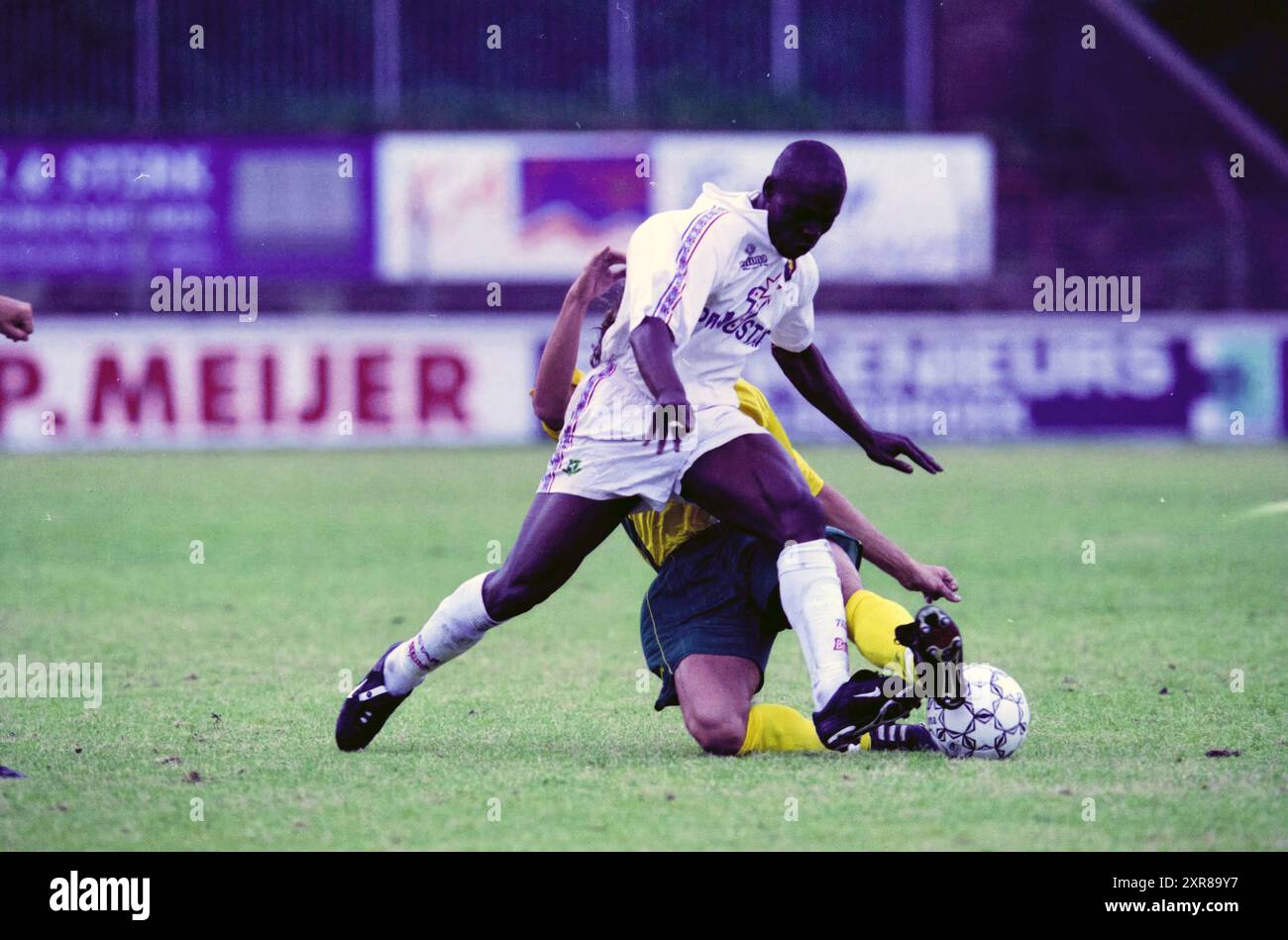 Football, Telstar - FSC, 15-06-2001, Whizgle Dutch News: Immagini storiche su misura per il futuro. Esplora il passato dei Paesi Bassi con prospettive moderne attraverso le immagini delle agenzie olandesi. Colmare gli eventi di ieri con gli approfondimenti di domani. Intraprendi un viaggio senza tempo con storie che plasmano il nostro futuro. Foto Stock