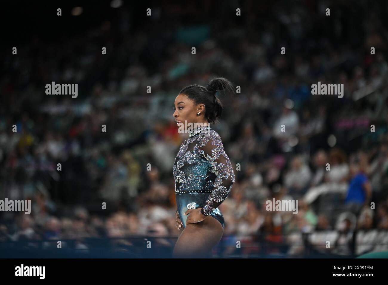 PARIGI, FRANCIA-28 luglio 2024: Simone Biles degli Stati Uniti gareggia sulla trave di equilibrio durante la qualificazione femminile di ginnastica Artistica ai Giochi Olimpici Foto Stock