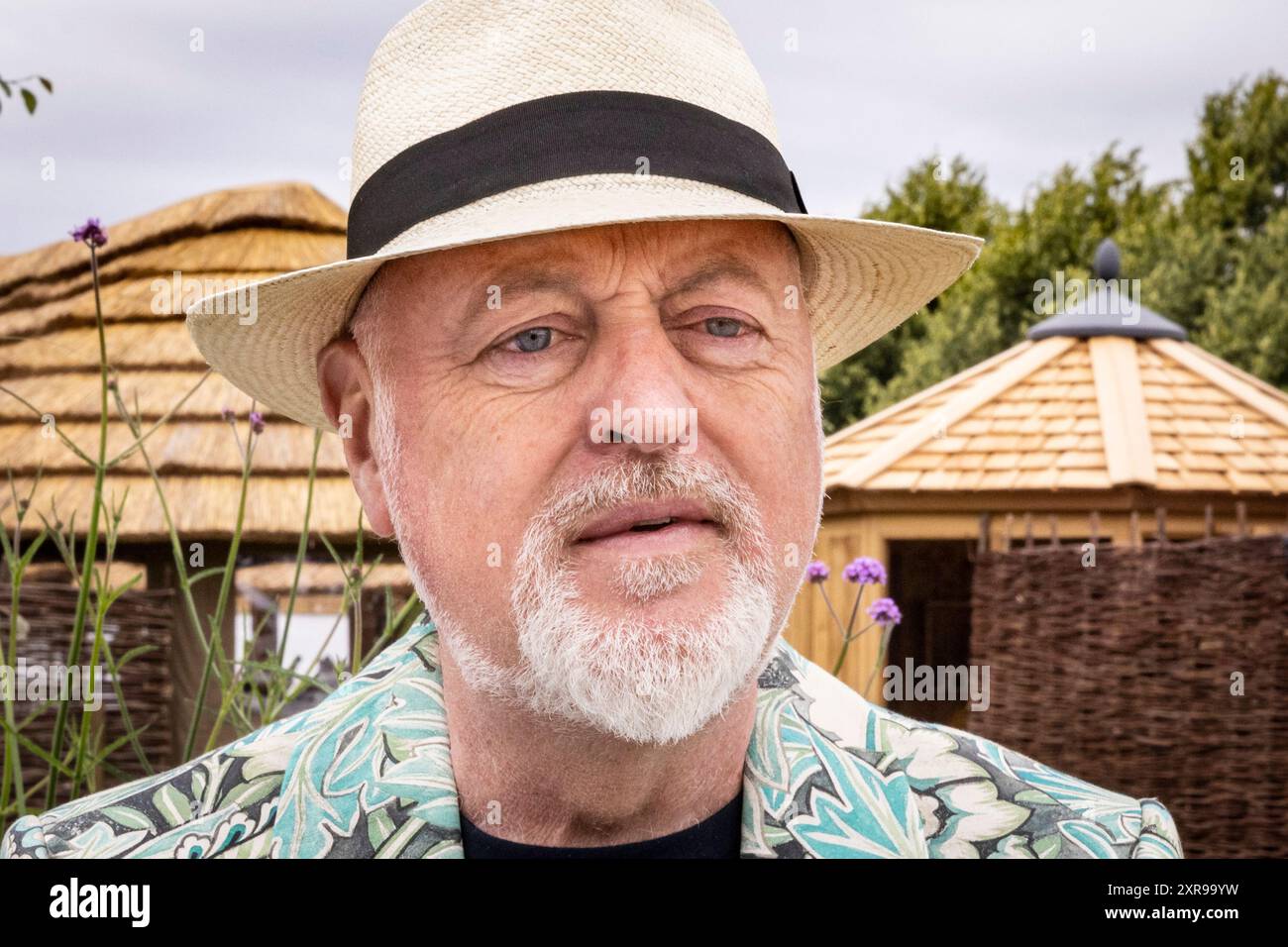 Il comico e musicista inglese Bill Bailey, Close Up Face, all'Hampton Court Garden Festival, Regno Unito Foto Stock