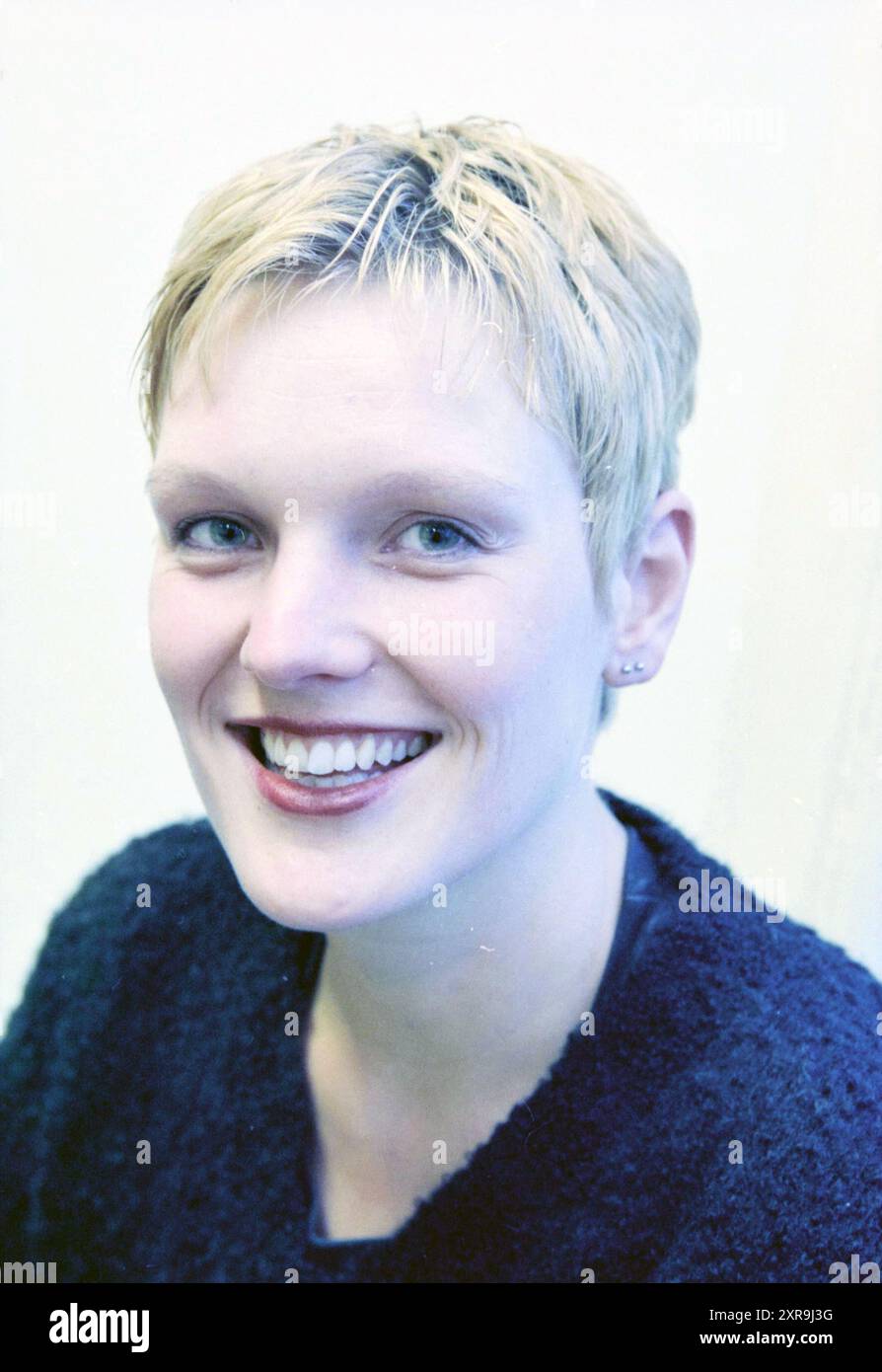 Due ritratti del governo locale, 25-10-1998, Whizgle Dutch News: Immagini storiche su misura per il futuro. Esplora il passato dei Paesi Bassi con prospettive moderne attraverso le immagini delle agenzie olandesi. Colmare gli eventi di ieri con gli approfondimenti di domani. Intraprendi un viaggio senza tempo con storie che plasmano il nostro futuro. Foto Stock