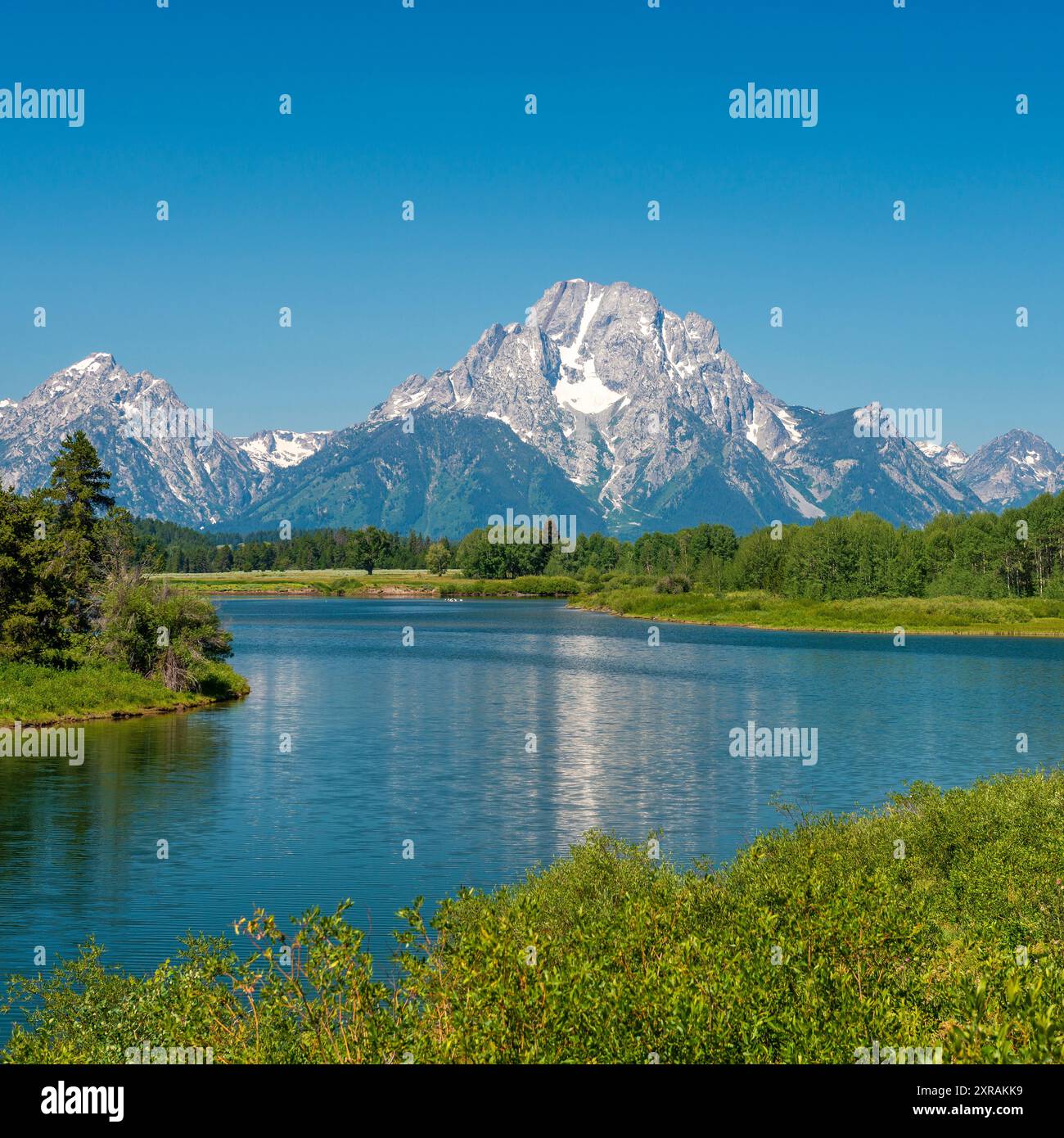 Le montagne del Grand Teton riflettono sul fiume Snake, Oxbow Bend, Grand Teton National Park, Wyoming, Stati Uniti. Foto Stock