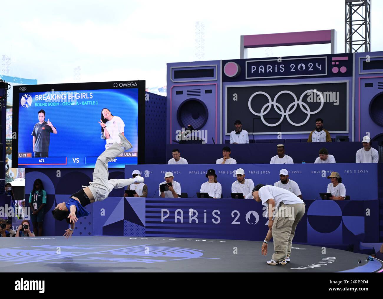 PARIGI - FRANCIA 9 agosto 2024 - Giochi Olimpici di Parigi 2024, rivoluzionando la nuova modalità che debutta ai Giochi Olimpici di Parigi 2024 in questa modalità maschile e femminile. Nuovo sport alle Olimpiadi Foto Stock