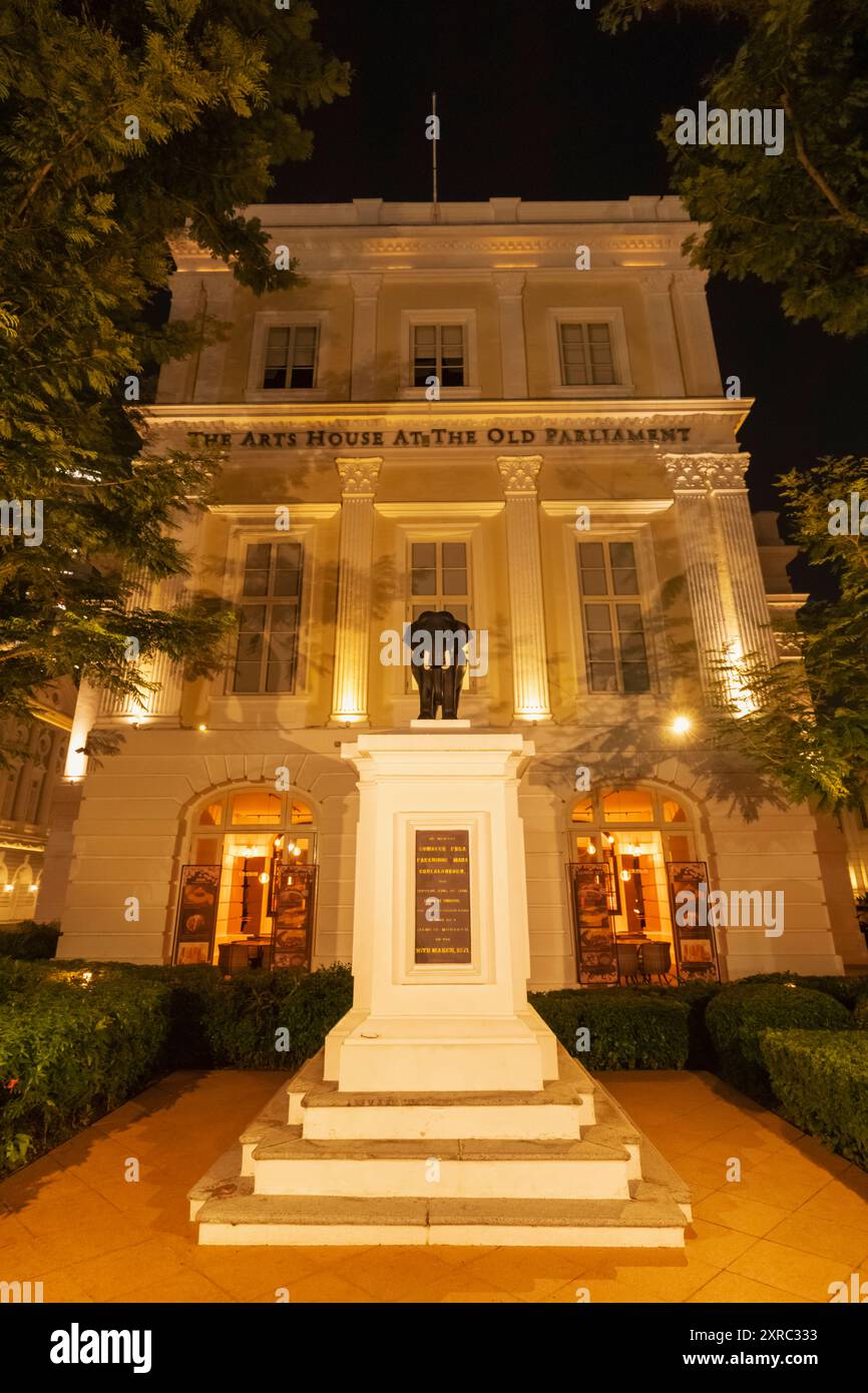 Asia, Singapore, la Casa d'Arte presso l'edificio del vecchio Parlamento Foto Stock