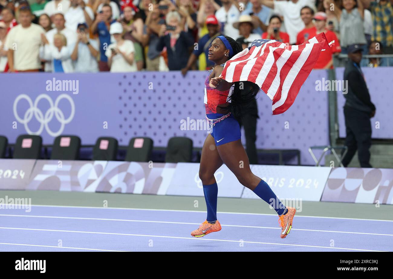 Parigi, Francia. 9 agosto 2024. Twanisha Terry del team USA festeggia dopo la finale femminile di staffetta 4X100 m di Athletics ai Giochi Olimpici di Parigi 2024, in Francia, 9 agosto 2024. Crediti: Li Ming/Xinhua/Alamy Live News Foto Stock