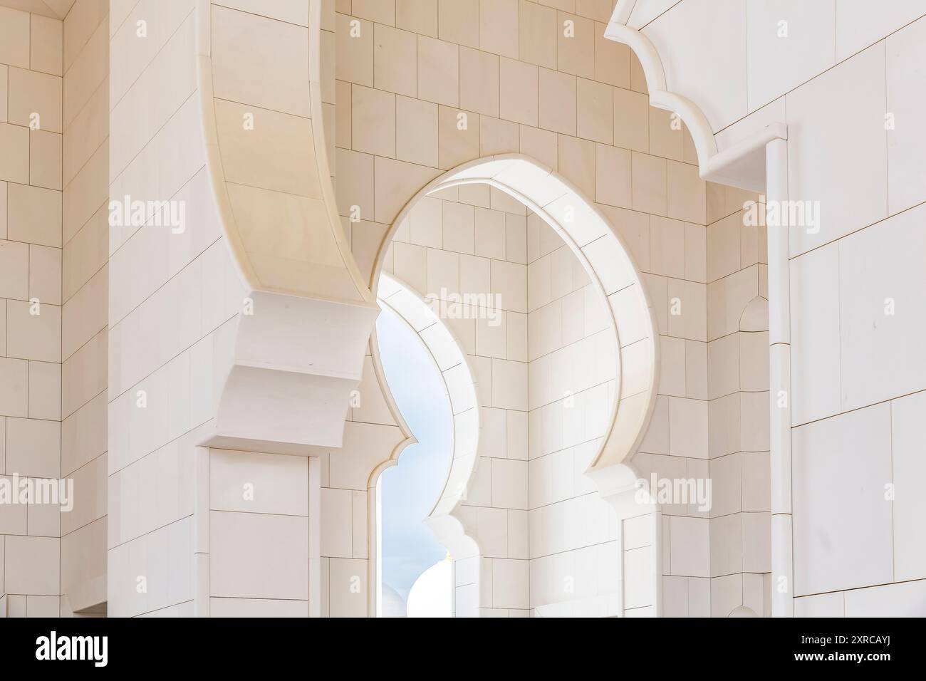 Cancello ad arco, dettaglio, Moschea Sheikh Zayed, Abu Dhabi, Emirati Arabi Uniti, Asia Foto Stock