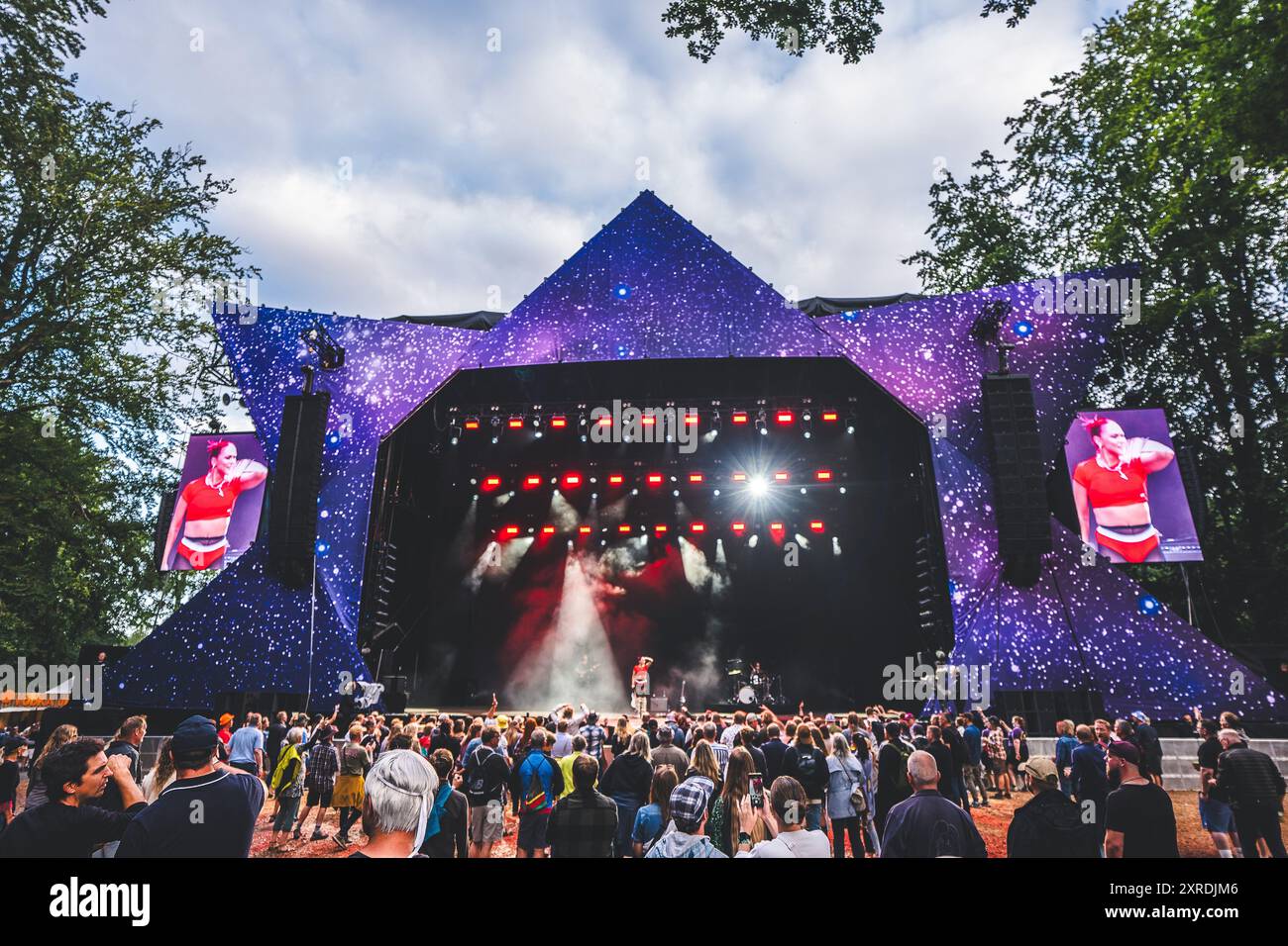 Skanderborg, Danimarca. 09 agosto 2024. Il cantante e cantautore americano Upsahl esegue un concerto dal vivo durante il festival di musica danese SmukFest 2024 a Skanderborg. Credito: Gonzales Photo/Alamy Live News Foto Stock