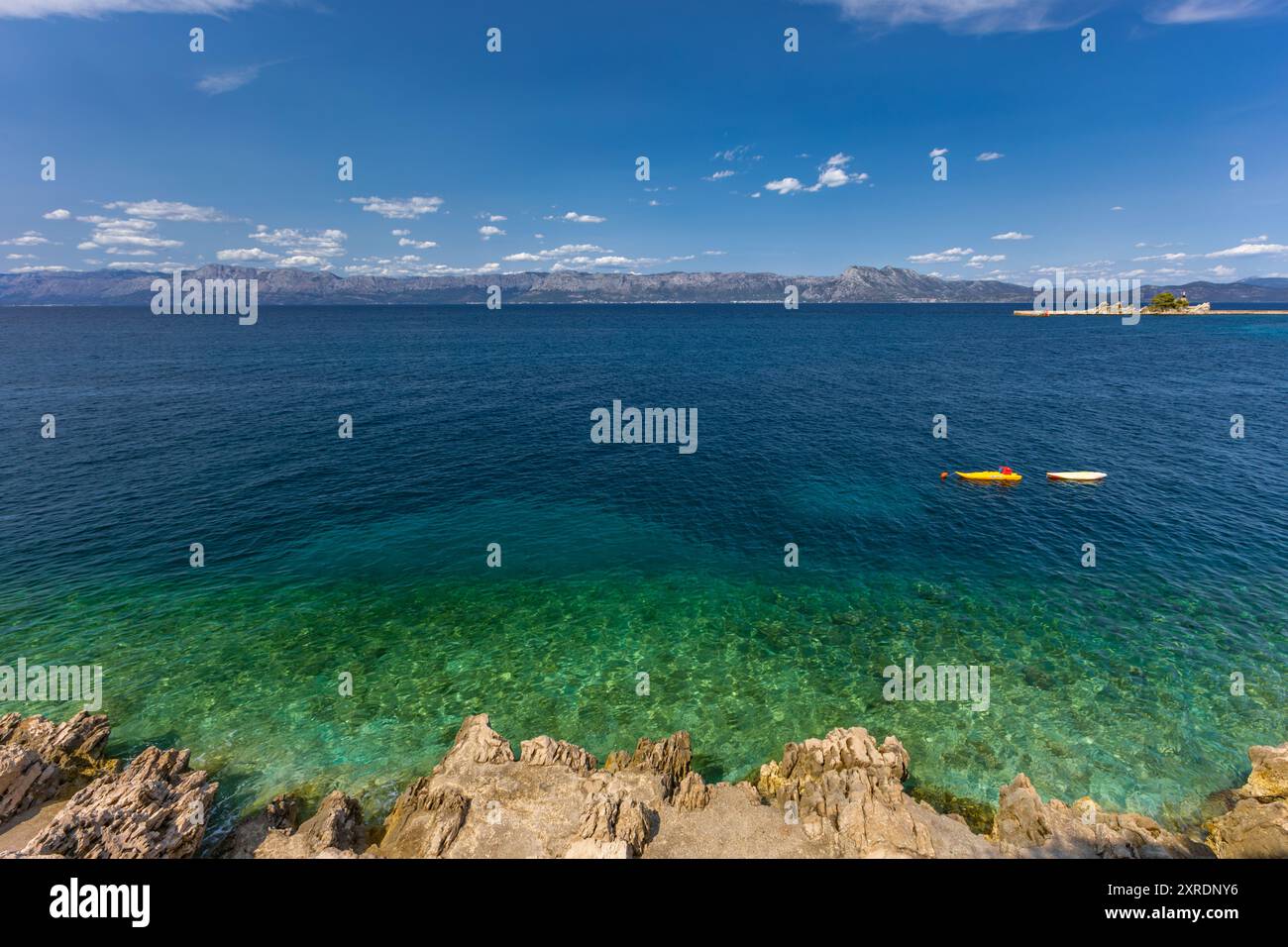 Mare cristallino costa adriatica della Croazia penisola di Peljesac Trpanj Foto Stock