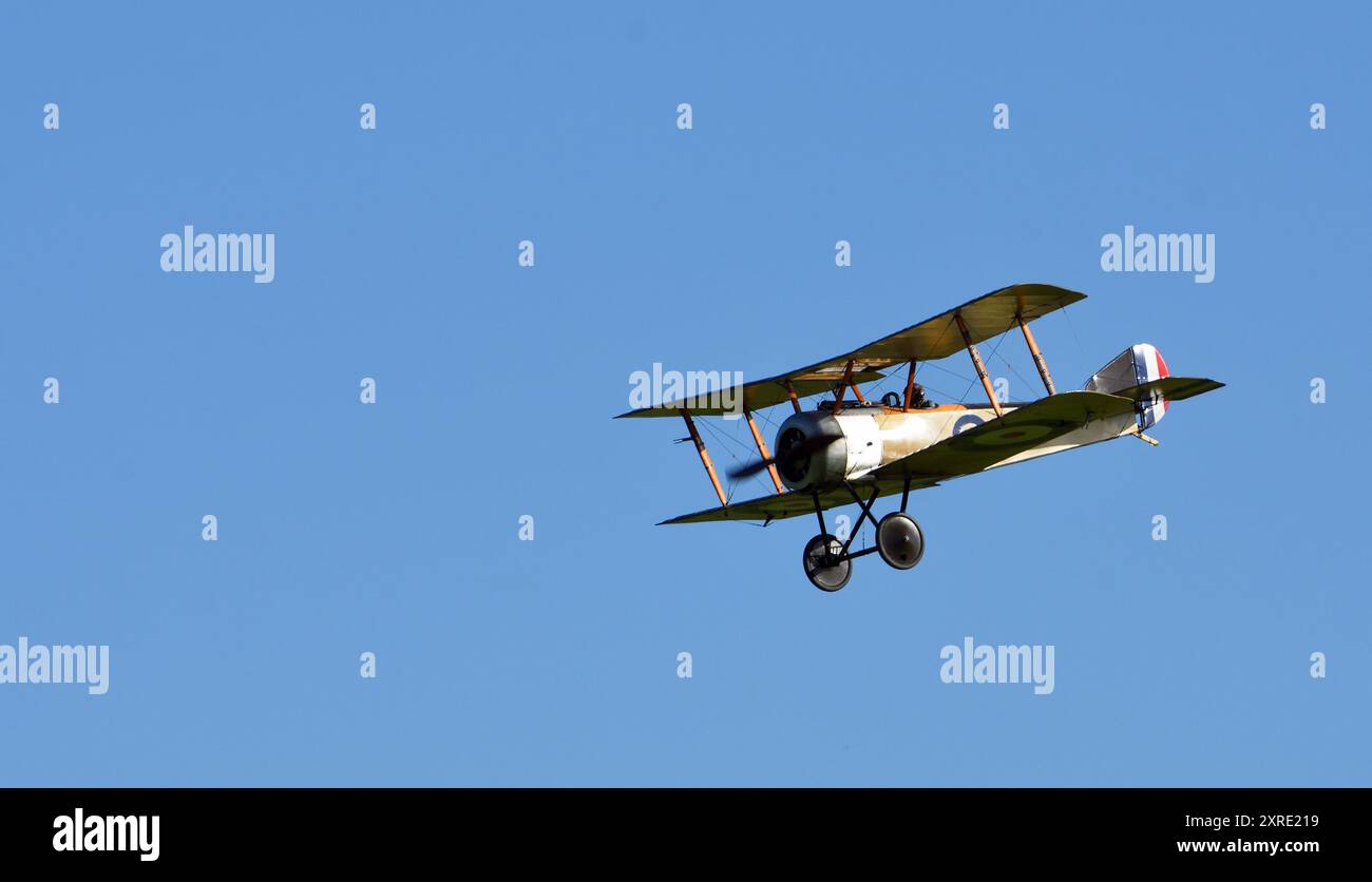 Vintage 1916 Sopwith Pup aereo della prima guerra mondiale in volo. Foto Stock