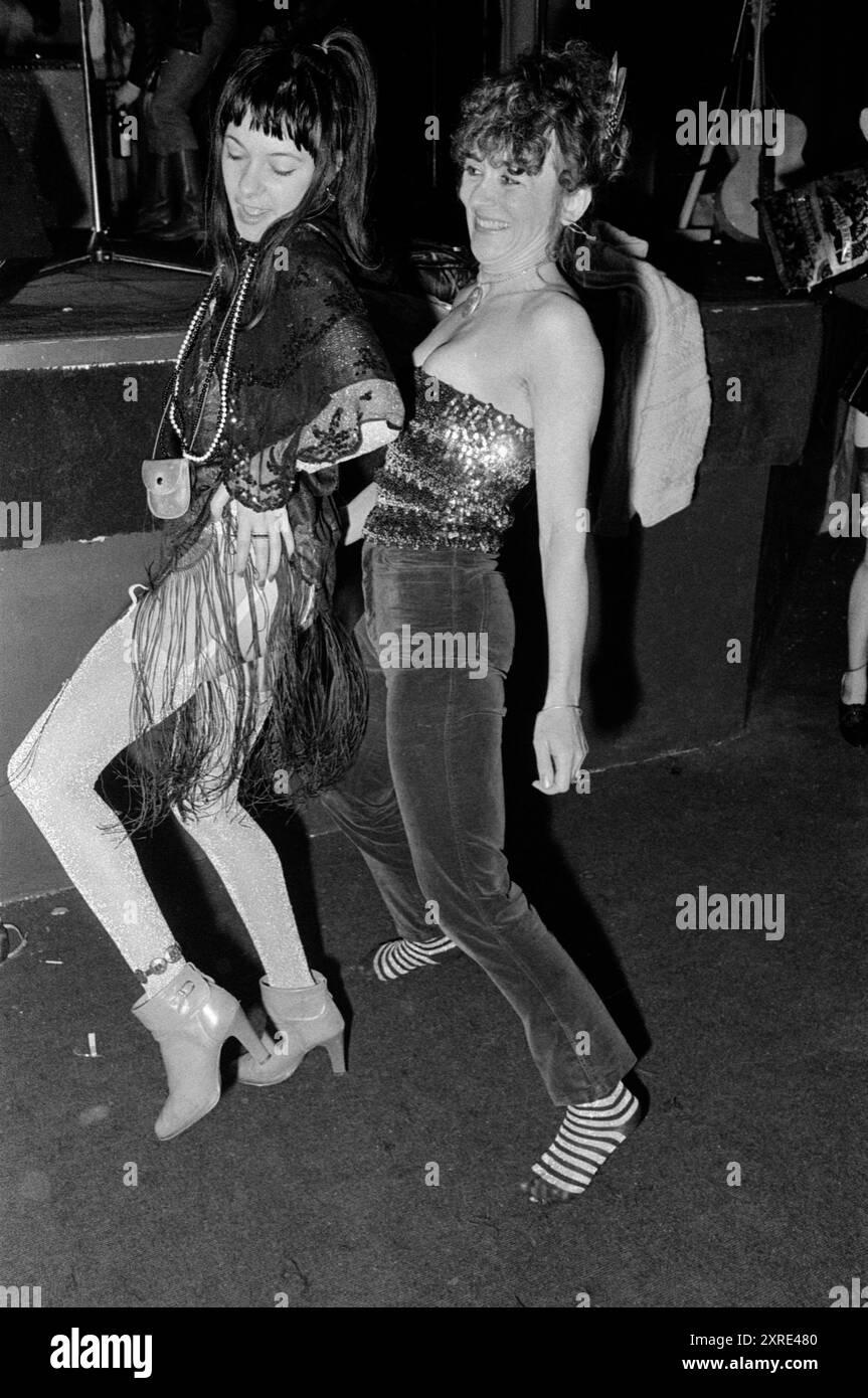 Festa d'ufficio al nightclub Venue, di proprietà della Virgin Records, Victoria, Londra, Inghilterra 11 novembre 1978 1970s UK HOMER SYKES Foto Stock