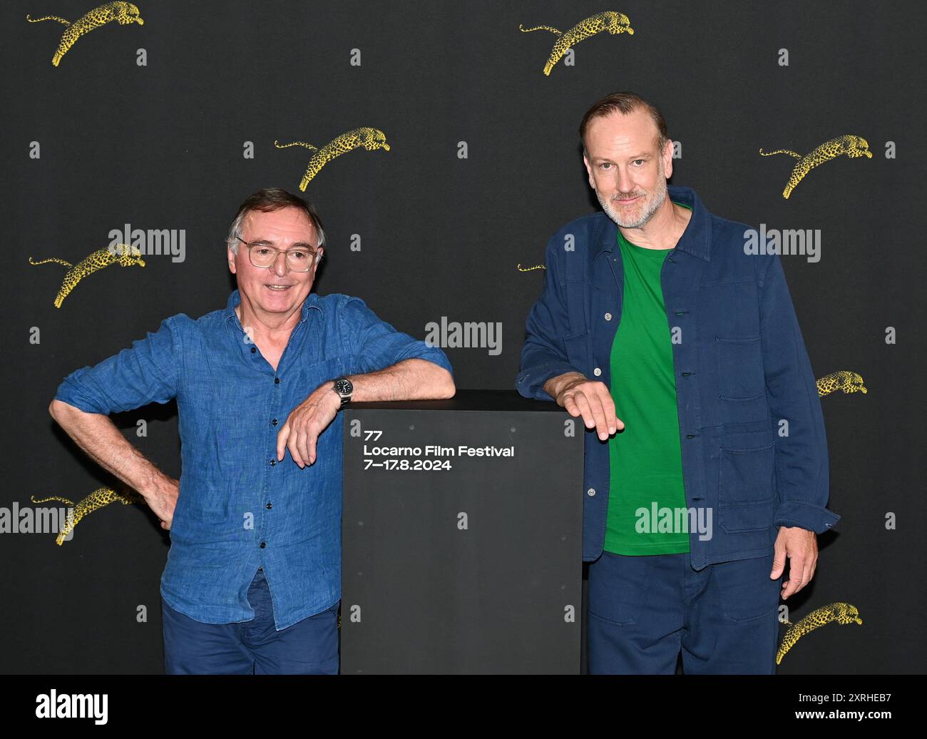 Locarno, Svizzera Locarno Film Festival 2024 Sew ha strappato la prima del film fotocale nella foto:Thomas Douglas attore, Ron Cook attore credito: Independent Photo Agency Srl/Alamy Live News Foto Stock