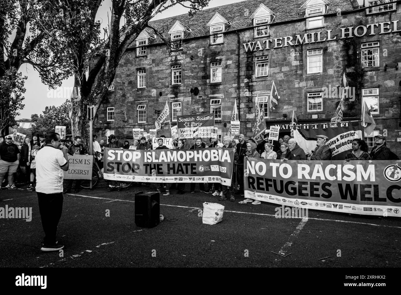 Paisley Watermill Anti Racism Rally 9 agosto 2024 Foto Stock