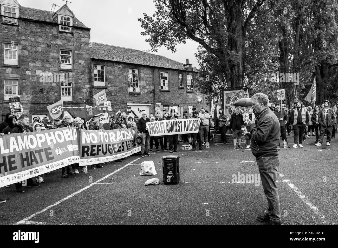 Paisley Watermill Anti Racism Rally 9 agosto 2024 Foto Stock