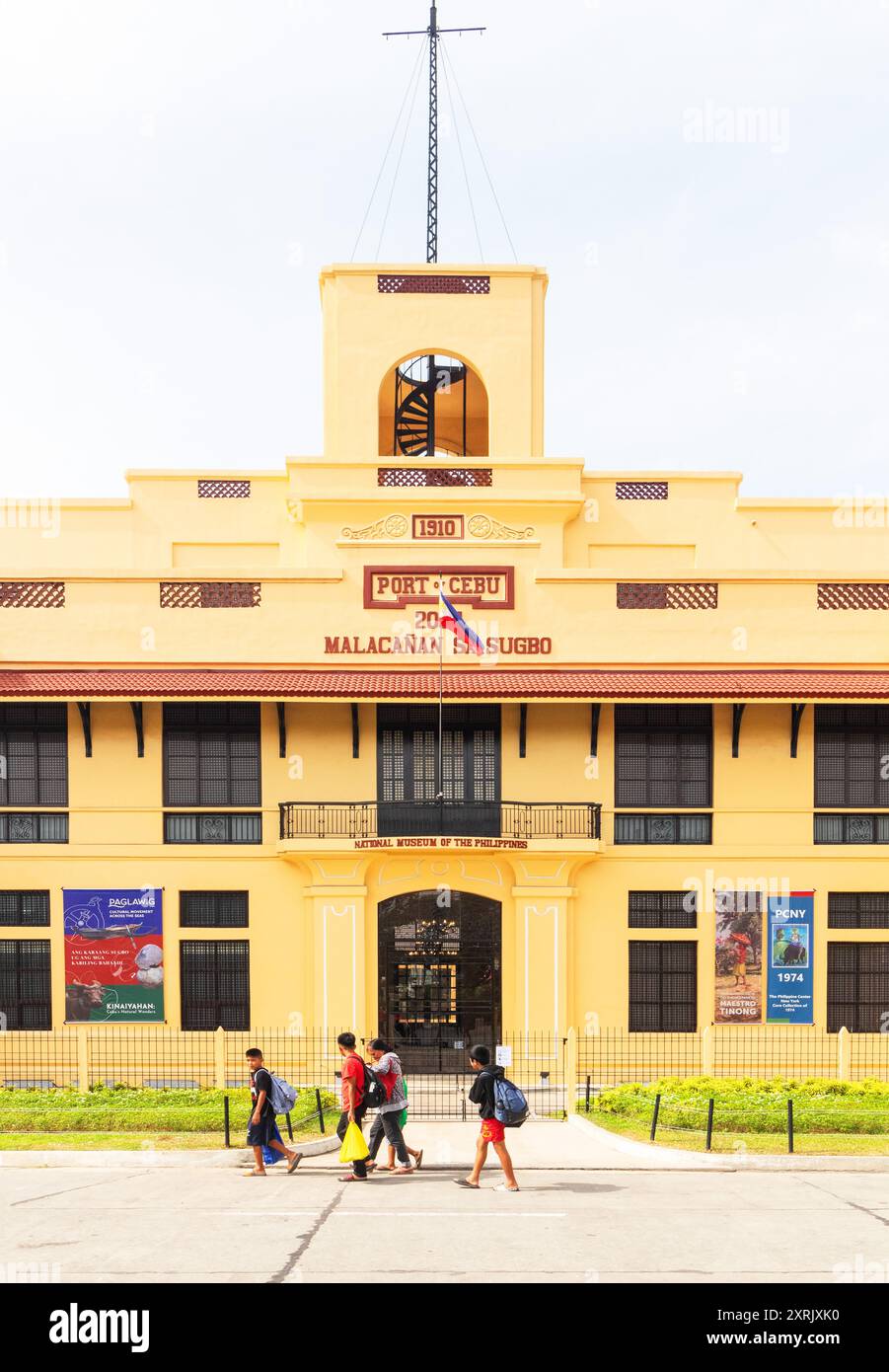 L'esterno della filiale regionale del Museo Nazionale delle Filippine a Cebu è ospitato nell'ex edificio della dogana costruito nel 1910. Foto Stock