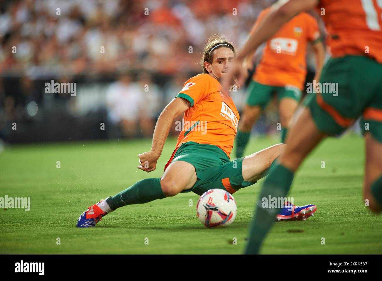 Yarek del Valencia CF visto in azione durante la partita tra il Valencia CF e l'Eintracht Frankfurt allo stadio Mestalla. Punteggio finale; Valencia CF 3 : 2 Eintracht Francoforte. (Foto di Vicente Vidal Fernandez / SOPA Images/Sipa USA) Foto Stock
