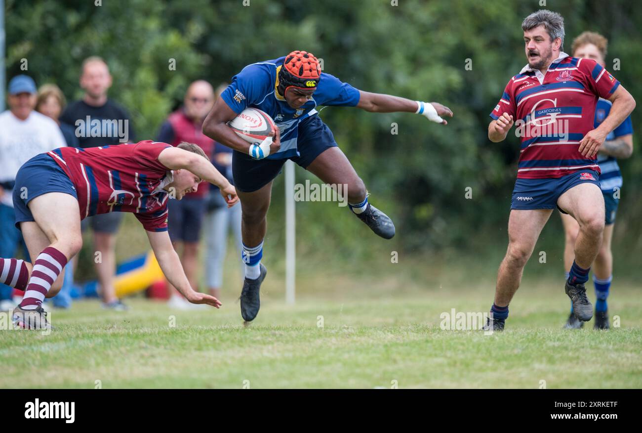 Inglese Mens amatoriale Rugby Union giocatori che giocano in una partita di campionato. Foto Stock