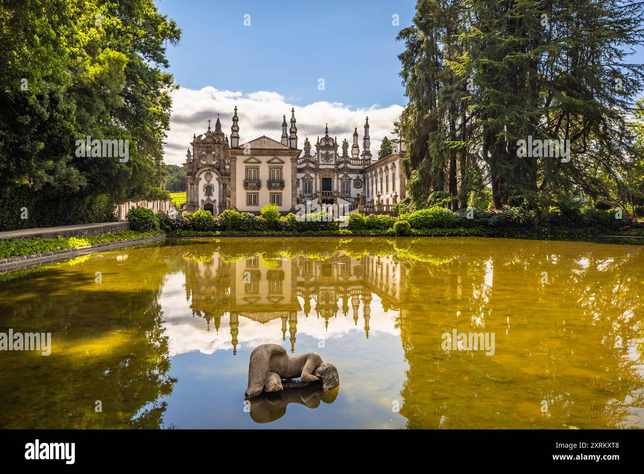 Famosa tenuta di vigneti di Mateus a Vila Real, Portogallo Foto Stock