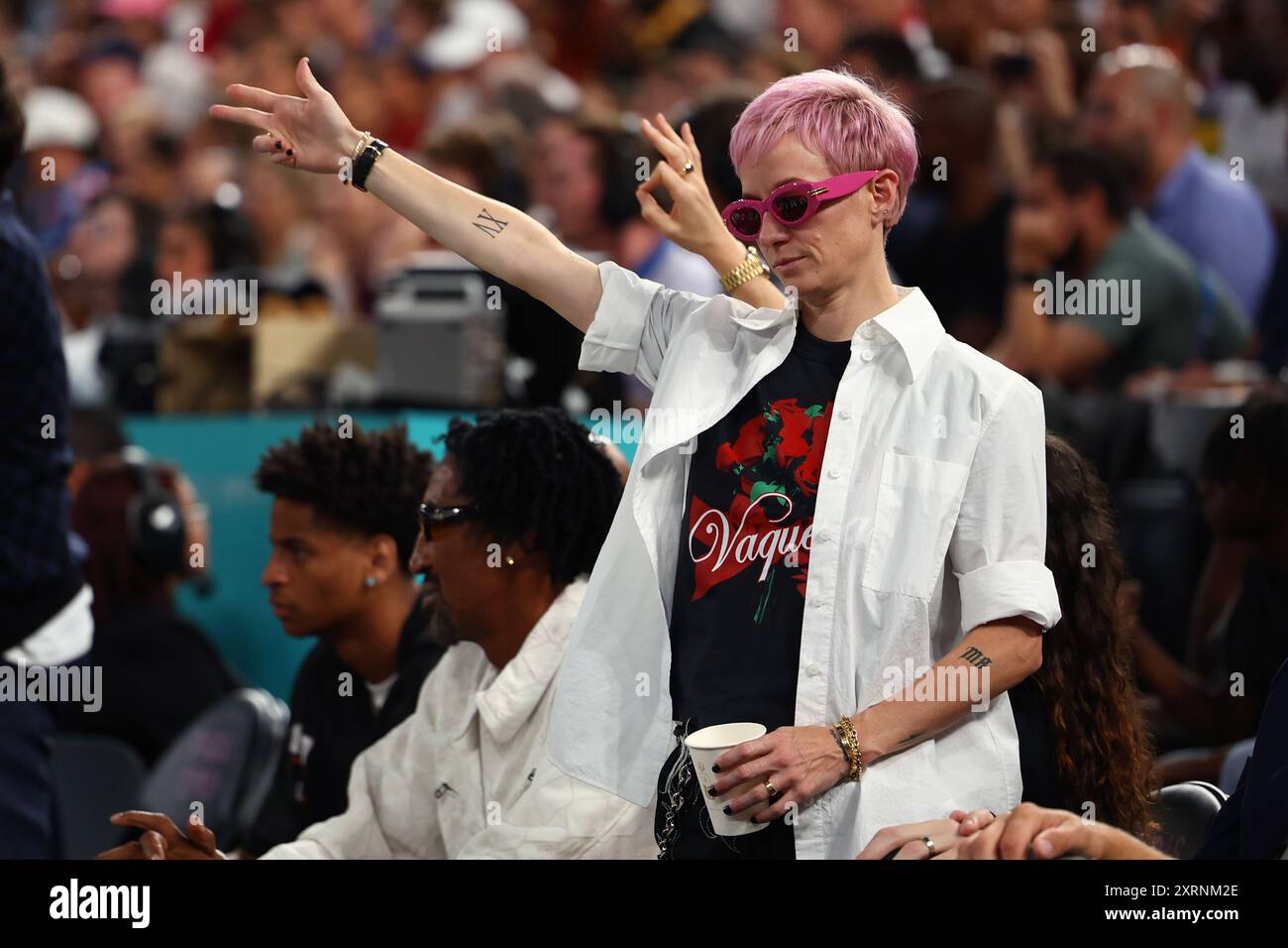 Parigi, Francia. 11 agosto 2024. Julien Mattia/le Pictorium - pallone da basket 5x5 - finale - Francia-USA - Parigi 2024 - 11/08/2024 - Francia/Senna Saint Denis/Parigi - Megan Rapinoe (USA) alla finale di pallacanestro Francia-USA dei Giochi Olimpici di Parigi 2024, all'Arena Bercy, 10 agosto 2024. Crediti: LE PICTORIUM/Alamy Live News Foto Stock