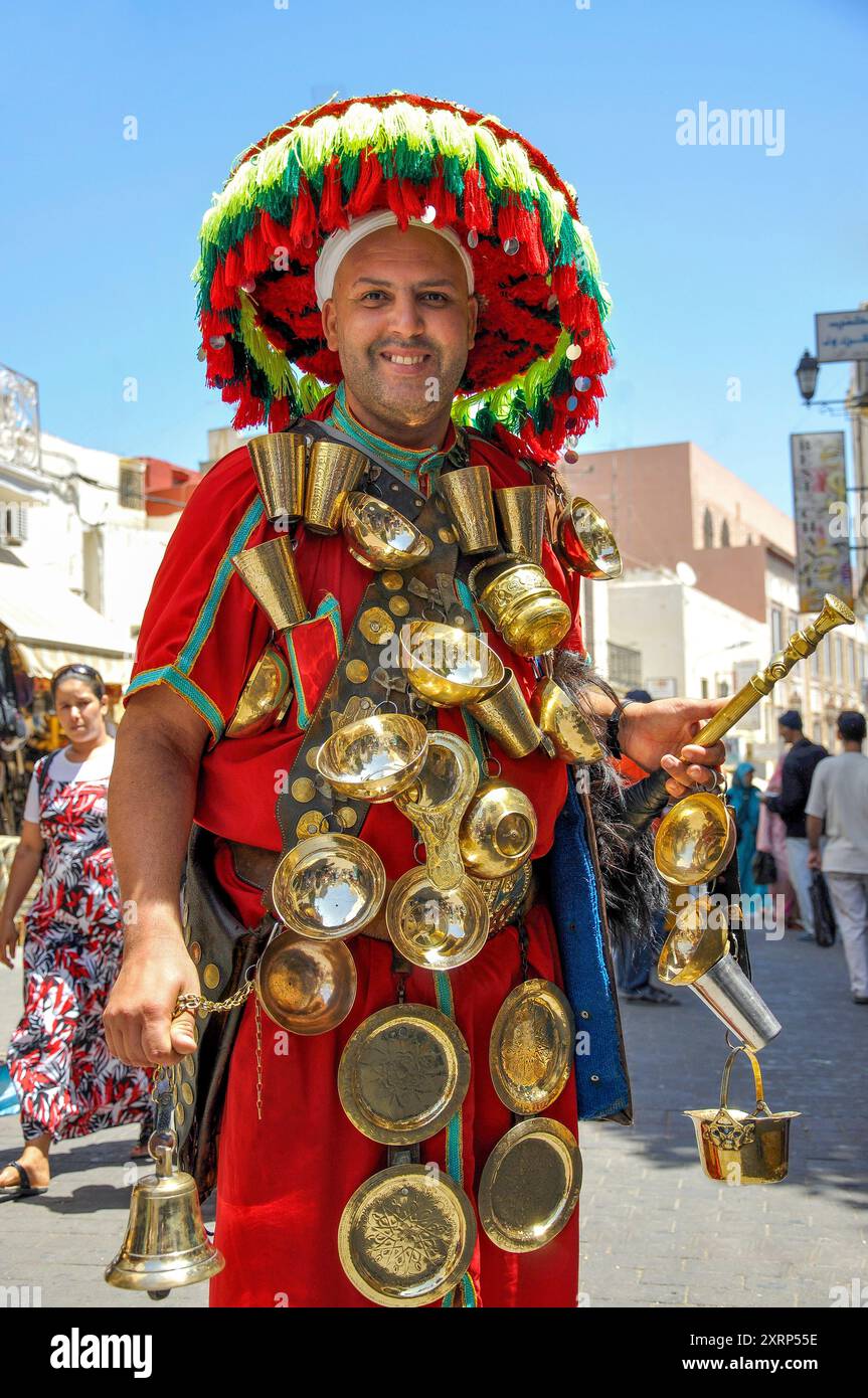 Guerrab tradizionale (vettore d'acqua) a Medina, Tangeri, Tangeri-Tétouan Regione, Marocco Foto Stock