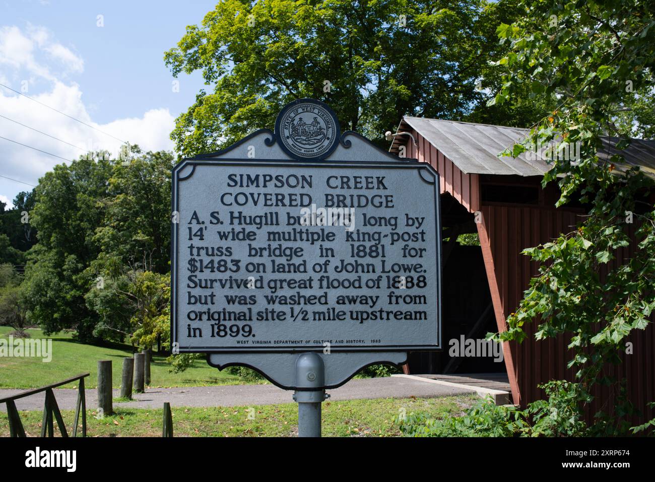 Simpson Creek Covered Bridge di Bridgeport, West Virginia Foto Stock