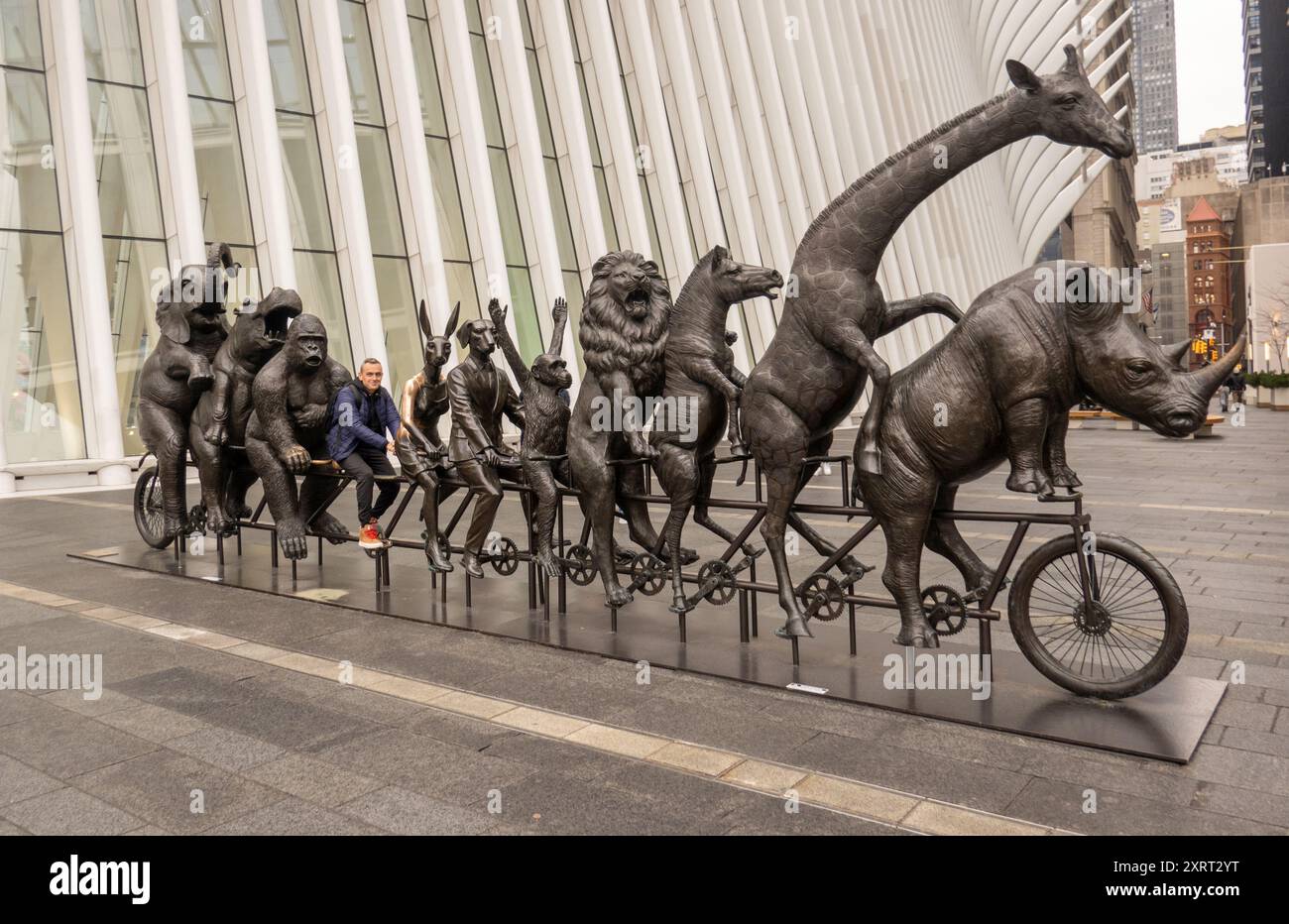 Una vita selvaggia per la fauna selvatica nella scultura di Gillie e Marc a New York al World Trade Center nel centro di Manhattan Foto Stock