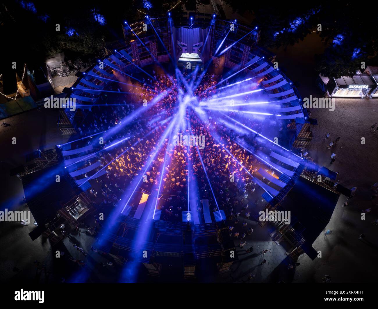 08.11.24. Budapest, Ungheria. Vista aerea del festival Sziget di Budapest. Questo è il più grande festival in Ungheria ogni anno. Ci sono concerti, Foto Stock