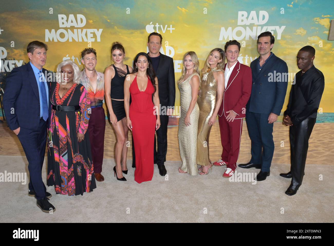 Los Angeles, Stati Uniti. 12 agosto 2024. LOS ANGELES, STATI UNITI. 12 agosto 2024: Bill Lawrence, L. Scott Caldwell, Alex Moffat, Charlotte Lawrence, Natalie Martinez, Vince Vaughn, Meredith Hagner, Michelle Monaghan, Zach Braff, Rob Delaney e Ronald Peet alla premiere di Bad Monkey di Apple TV al Museo Hammer. Crediti fotografici: Paul Smith/Alamy Live News Foto Stock