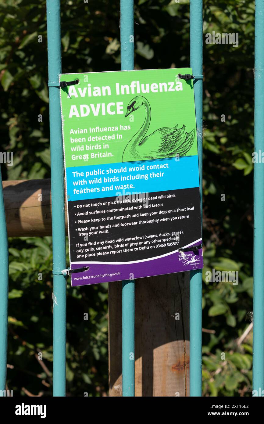 Un segnale di avvertimento sui pericoli dell'influenza aviaria Foto Stock Un segnale di avvertimento sui pericoli dell'influenza aviaria Foto Stock