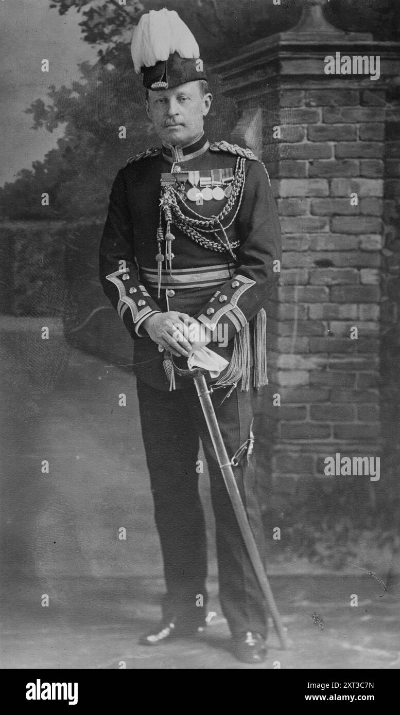 Il generale Scott Moncrieff [cioè Scott-Montcrieff], tra c1915 e c1920. Mostra il maggiore generale Sir George Kenneth Scott-Moncrieff (1855-1924), un soldato e ingegnere scozzese. Foto Stock