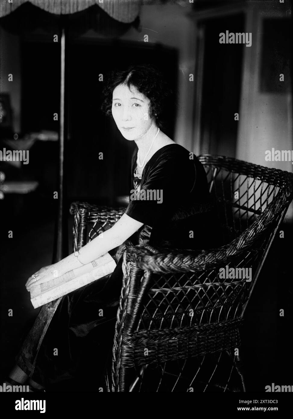 Hara, tra c1915 e c1920. Mostra Nobuko Hara (1893-1979), una cantante soprano giapponese. Foto Stock