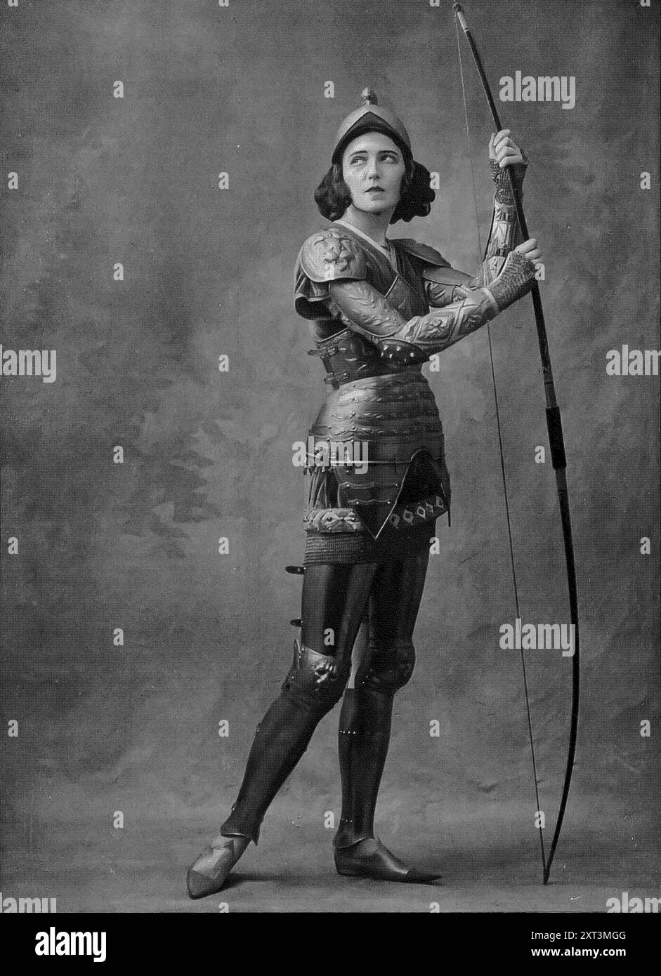 Ida Rubinstein nel ruolo di San Sebasti&#xe1;n in "il Martirio di San Sebasti&#xe1;n" al Teatro Chatelet, Parigi , 1911. Disponibile nella raccolta della raccolta privata. Foto Stock