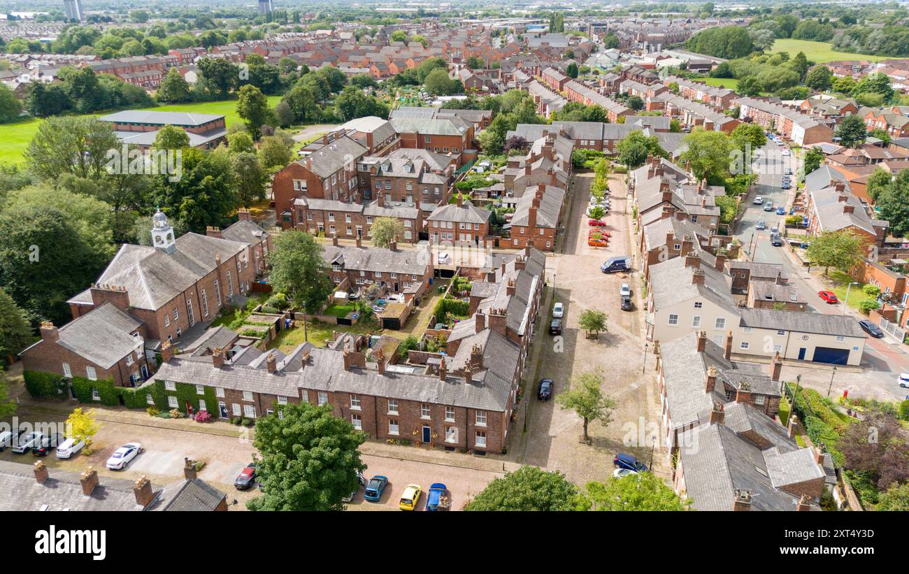 Aerial, Tameside, Droylsden Fairfield Moravian Church Foto Stock