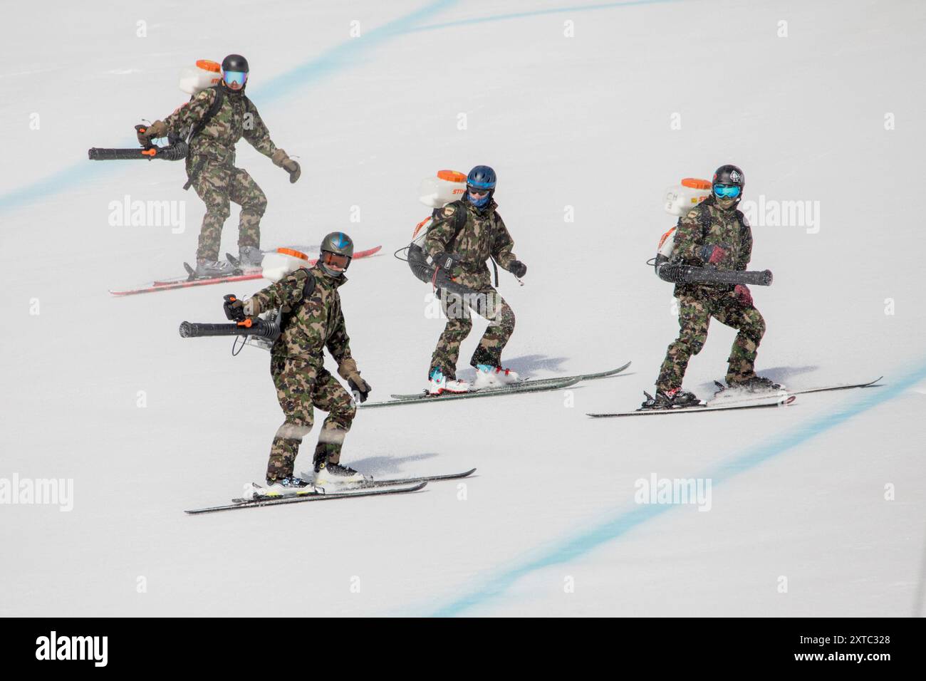 Seconda giornata di Audi FIS World Cup Downhill Women Competition sulla pista nazionale di Crans-Montana nel Vallese, Svizzera Foto Stock