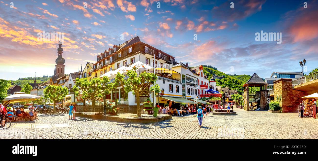 Città vecchia di Cochem, Germania Foto Stock