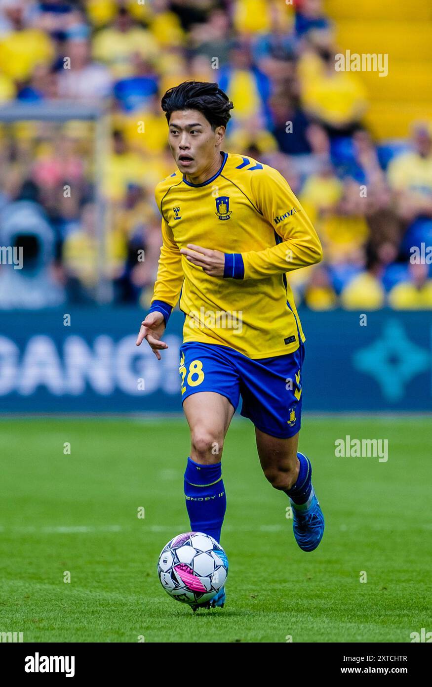 Brondby, Danimarca. 11 agosto 2024. Yuito Suzuki (28) di Broendby SE visto durante il 3F Superliga match tra Broendby IF e Aarhus GF al Brondby Stadium. Foto Stock