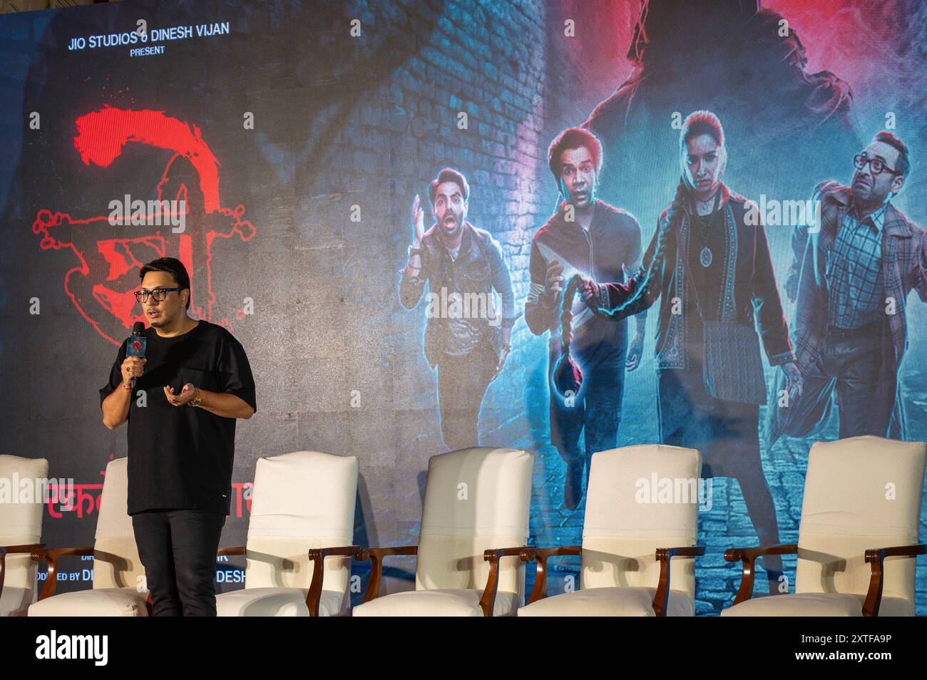 Nuova Delhi, India. 14 agosto 2024. Il produttore e regista indiano Dinesh Vijan parla con i media durante una conferenza stampa del suo prossimo film "Stree 2". Credito: SOPA Images Limited/Alamy Live News Foto Stock