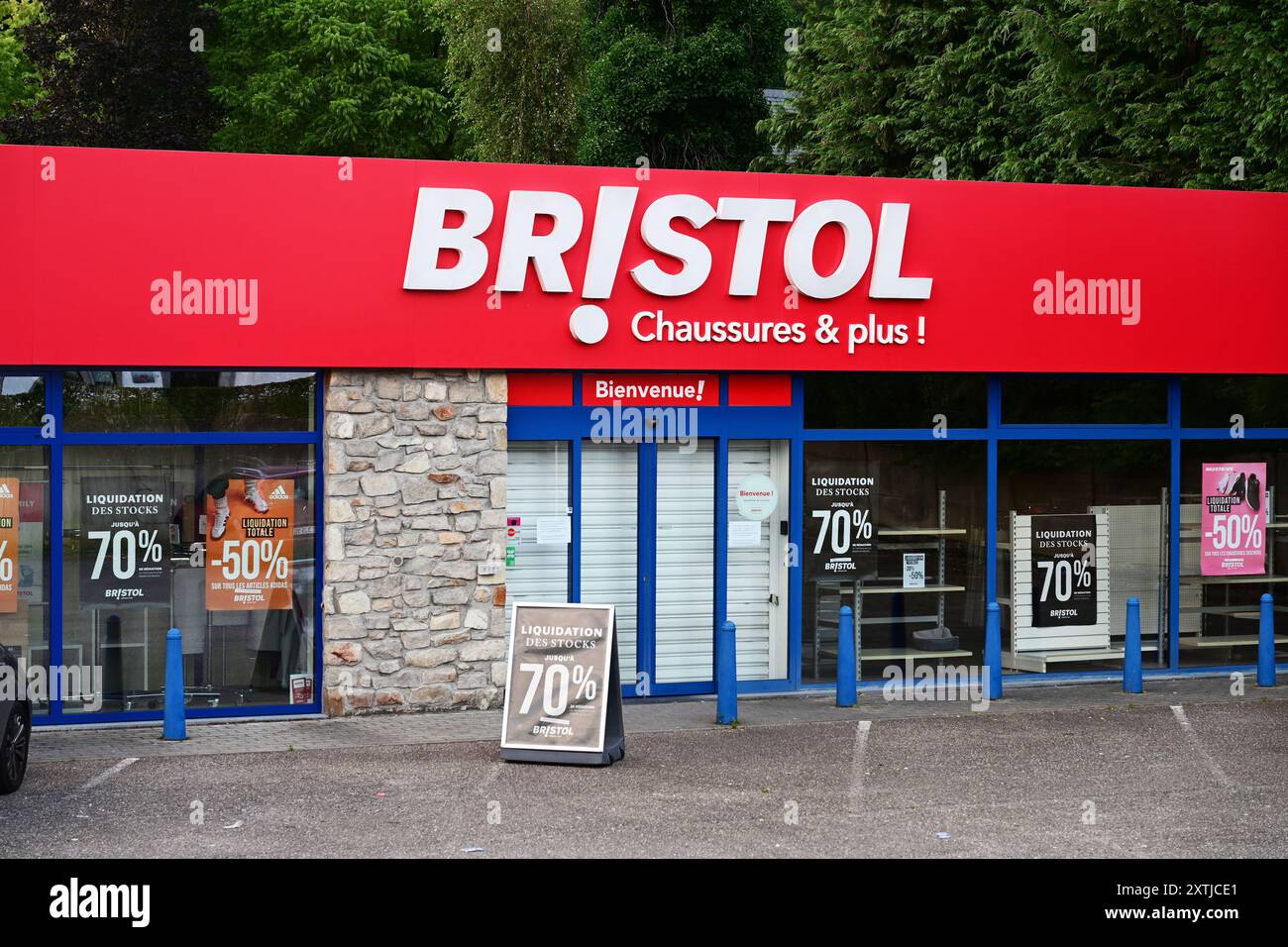 Filiale chiusa della catena di vendita Bristol Foto Stock
