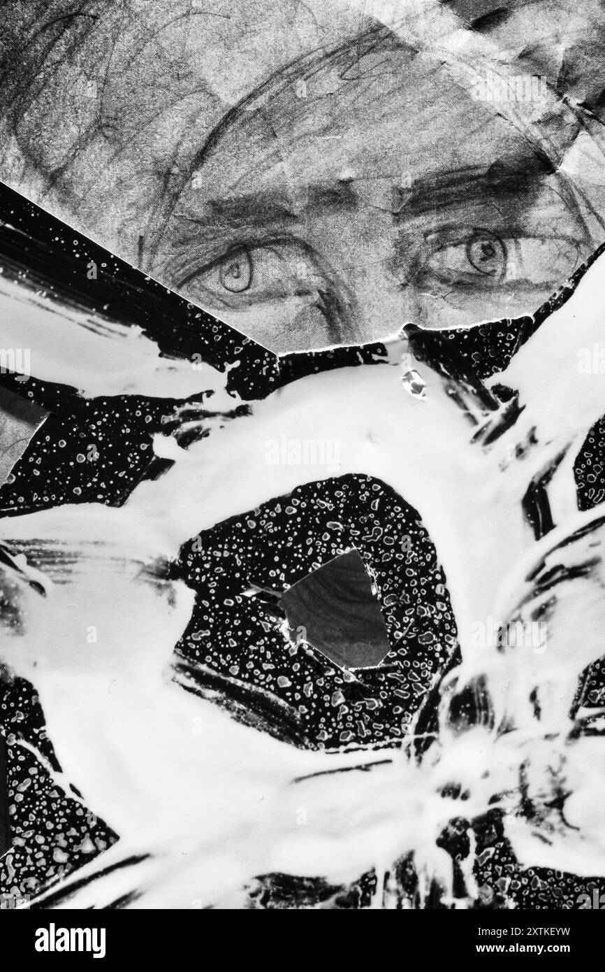 Masks è un'opera fotografica astratta meditativa che utilizza il disegno originale (un autoritratto), con chemigrammi disposti in un collage di base. Foto Stock