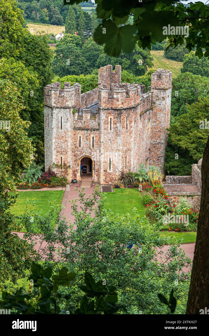 The Intenants Hall at Dunster Castle, Dunster, Somerset, Inghilterra Regno Unito Foto Stock