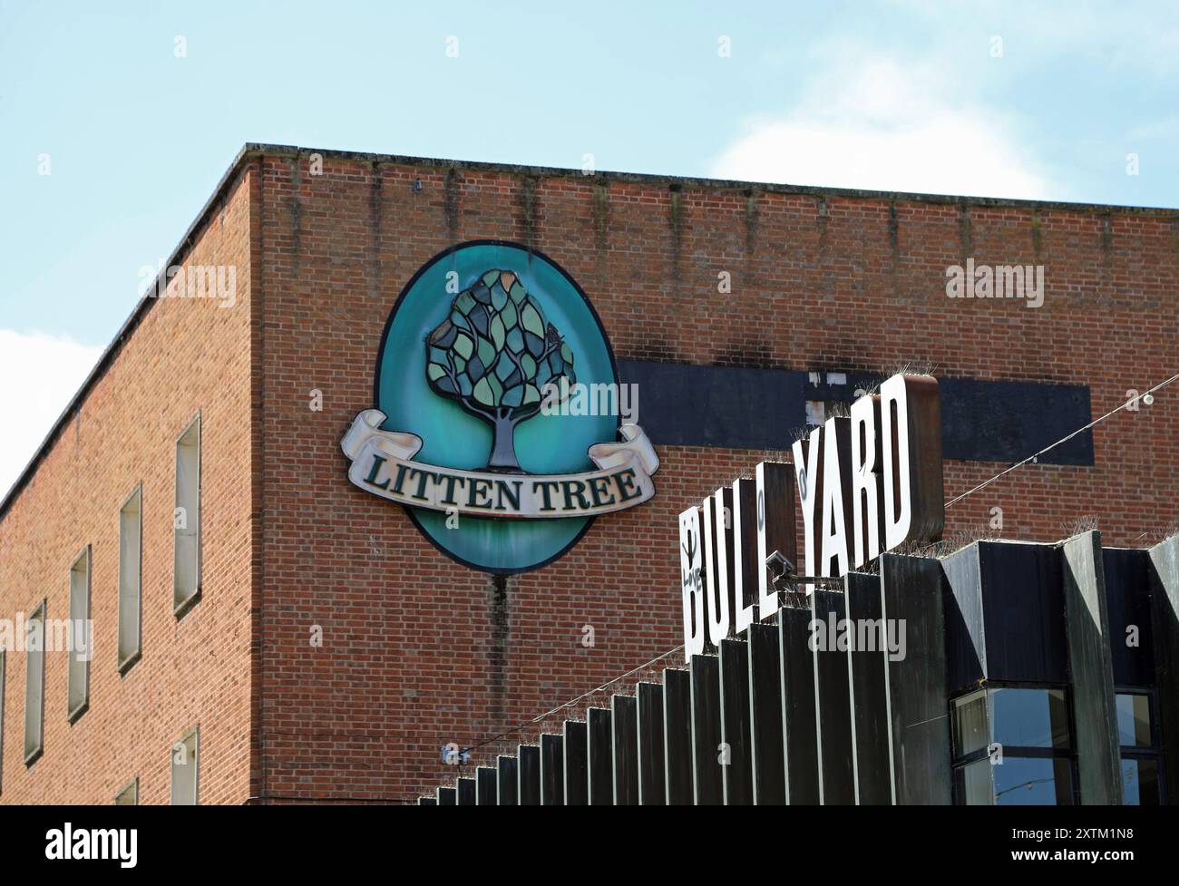 Il Litten Tree e il Bull Yard saranno demoliti come parte del City Centre South Scheme di Coventry Foto Stock