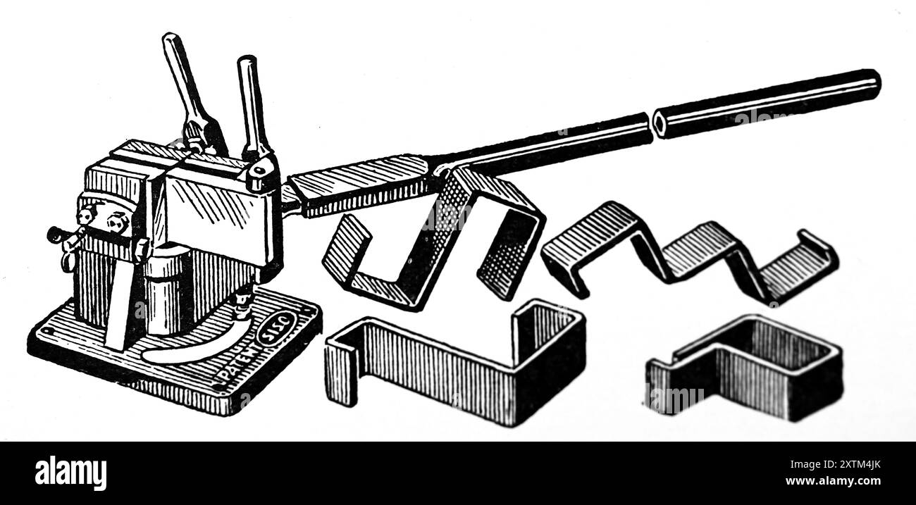 Uno strumento di piegatura manuale miracolo. Questa fotografia proviene da un'ampia selezione di illustrazioni ingegneristiche e foto, principalmente non attribuite, che sono state originariamente pubblicate nel 1936. Le dimensioni e la qualità degli originali variano notevolmente. Foto Stock