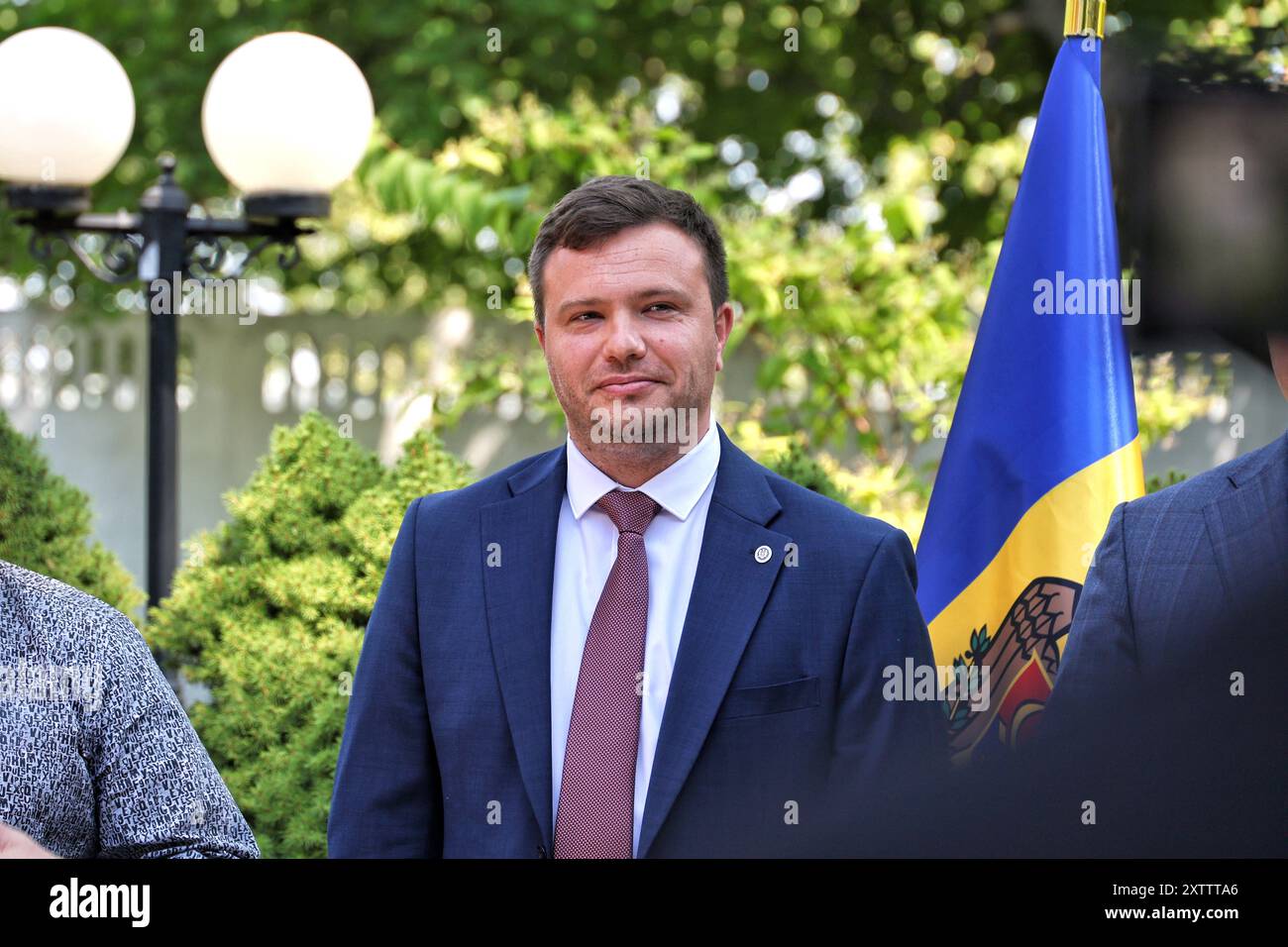 ODESA, UCRAINA - 15 AGOSTO, 2024 - il ministro dell'ambiente della Repubblica moldova Sergiu Lazarencu partecipa a un briefing durante la firma dell'accordo tra il Gabinetto dei ministri dell'Ucraina e il governo della Repubblica moldova sull'attuazione della convenzione sulla valutazione dell'impatto ambientale in un paese transfrontaliero contesto (Convenzione di Espoo), Odesa, Ucraina meridionale. Foto Stock
