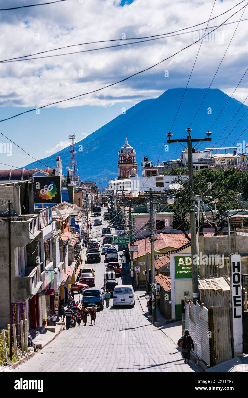 Via volcan Tolíman e via Sololá, dipartimento di Sololá, Guatemala, America centrale Foto Stock