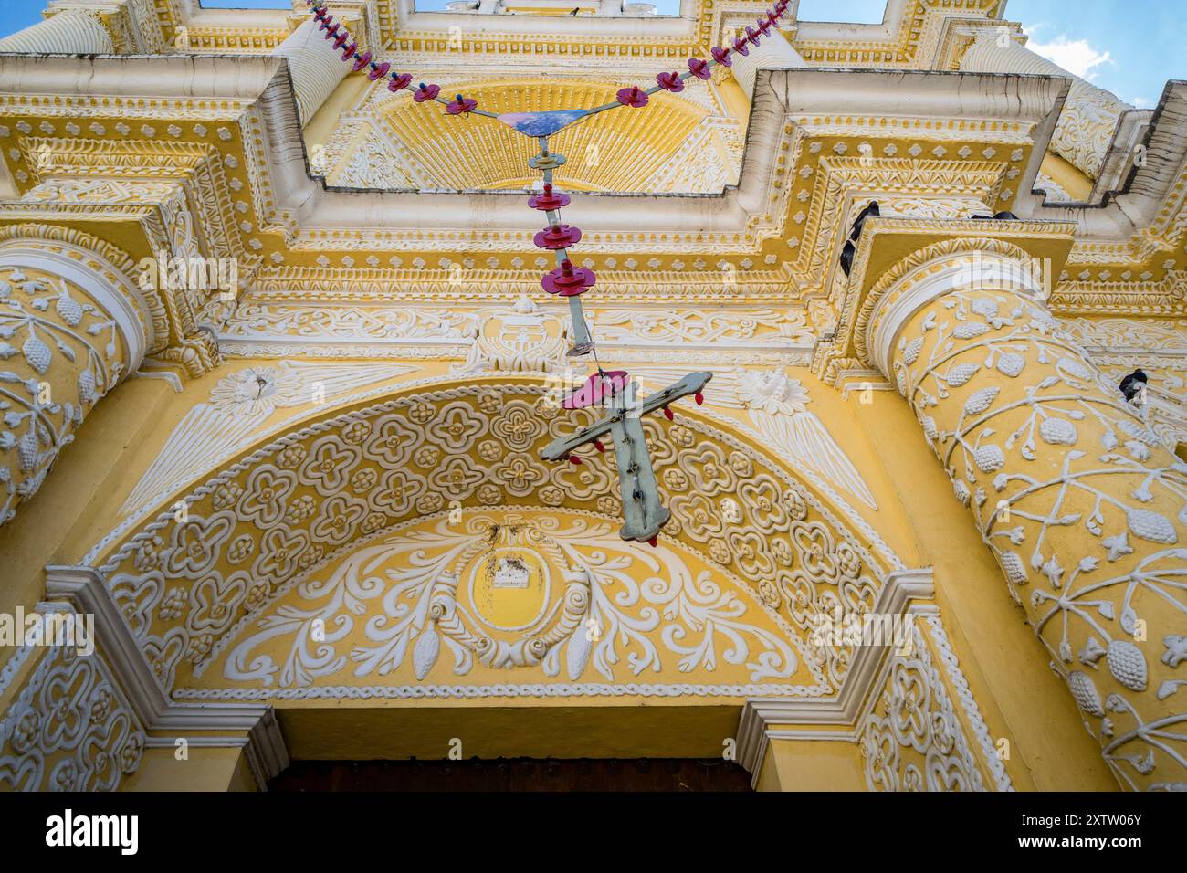 rosario sulla facciata, Chiesa di la Merced, Antigua Guatemala, dipartimento di Sacatepéquez, República de Guatemala, América Central Foto Stock