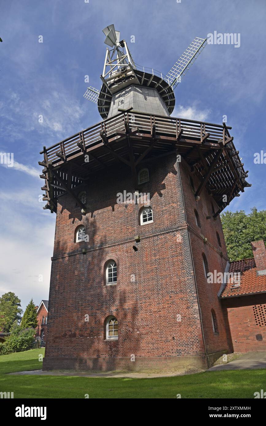 Europa, Germania, bassa Sassonia, regione metropolitana di Amburgo, città anseatica di Stade, Schiffertor Mill, costruito nel 1856, galleria storica Dutchman, Europ Foto Stock