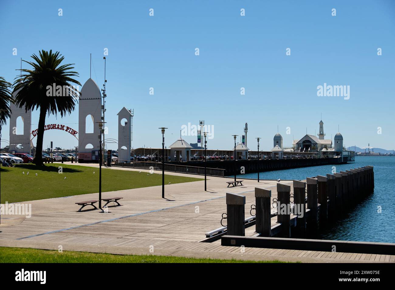 Cunningham Pier, originariamente conosciuto come Railway Pier, fu aperto a metà degli anni '1850 e fu una parte importante del porto di Geelong, Victoria, Australia Foto Stock