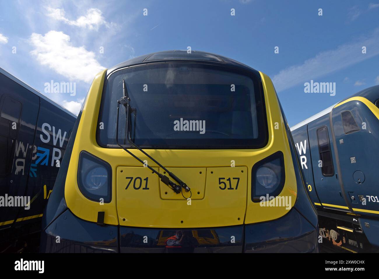 New South Western Railway SWR Arterio classe 701 Alstom treni in deposito presso il deposito di Long Marston Rail, Warwickshire, giugno 2024 Foto Stock